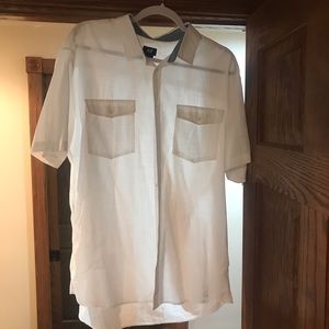 Men’s Short Sleeve Button Down